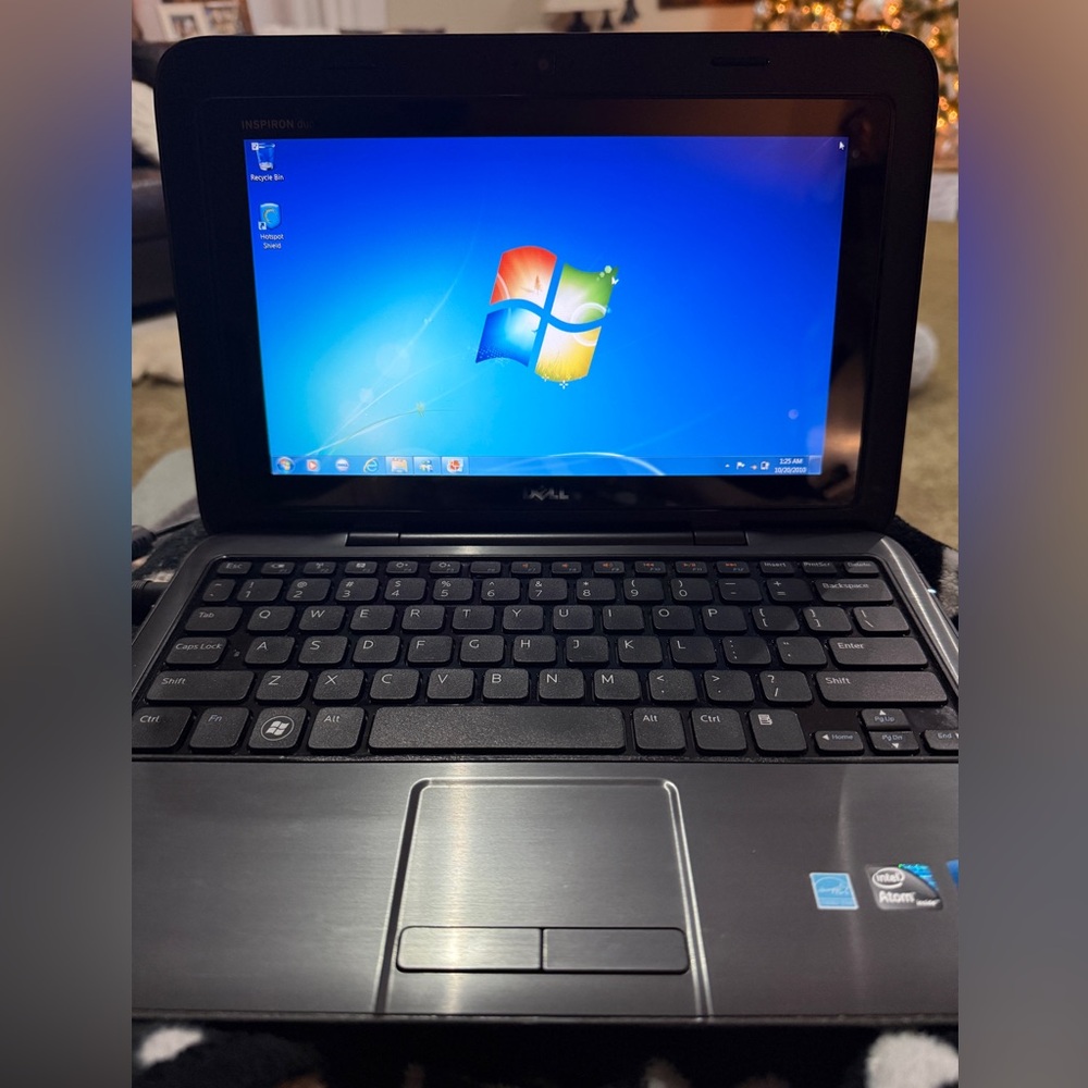 Dell Inspiron Duo Laptop with Windows 7 OS
